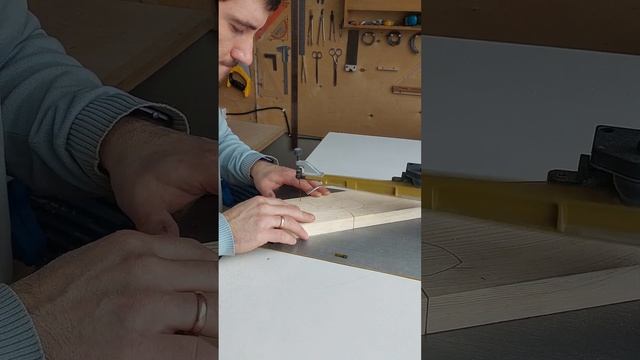 Пиление на стационарном лобзике Proxxon DS 460 пилкой Pegas N12 изделия из кедра. смотреть онлайн