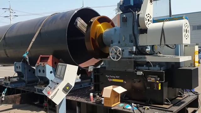 Станок с ЧПУ для снятия фасок с труб больших диаметров Tube 2000F смотреть онлайн