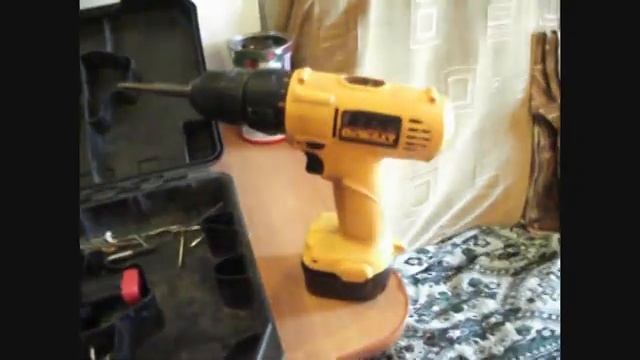 Вечный ШУРУПОВЕРТ(DeWalt)11 лет эксплуатации смотреть онлайн