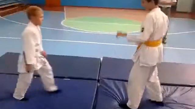 Круто да??? я там есть -_--_-. смотреть онлайн
