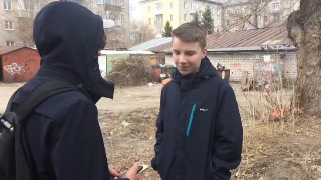 ЕСЛИ БЫ ПРОДАВЦЫ ТЕЛЕФОНОВ ГОВОРИЛИ ПРАВДУ - невошедшее смотреть онлайн