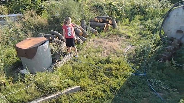 Стираю ковры на тракторном прицепе. смотреть онлайн