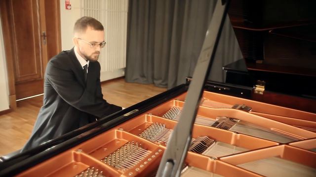 Belyaev Gleb - Tarantino Mix (solo piano) смотреть онлайн