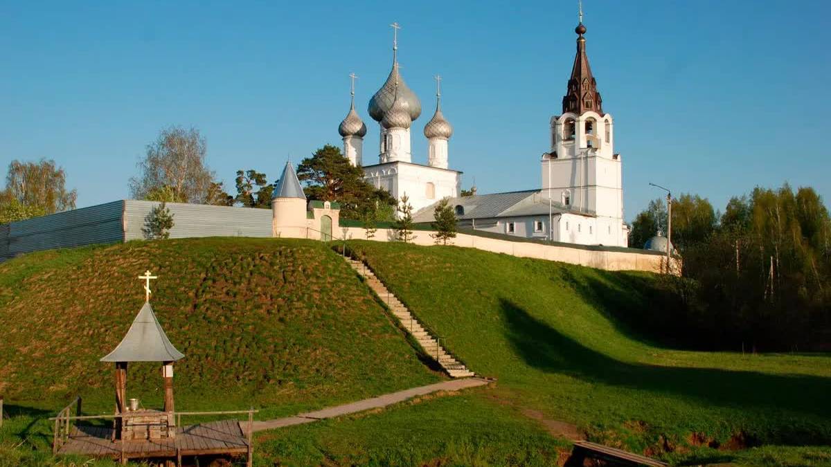 Нерехта. Тетеринская пустынь и Пахомиев монастырь смотреть онлайн