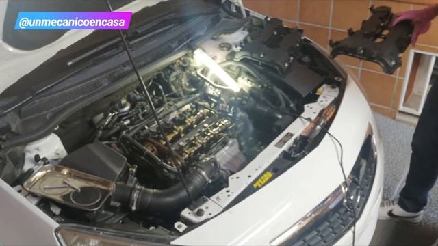 UMEC Astra J sustitucion tapa de balancines смотреть онлайн
