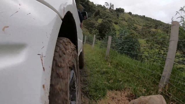 LA PRADERA - PACHO | TOYOTA PRADO SUMO OFF ROAD 4X4 смотреть онлайн