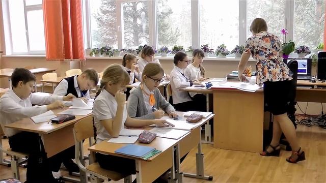 Желиба М. С. учитель информатики и математики Урок "Наглядная геометрия 5 класс" 2016 смотреть онлайн