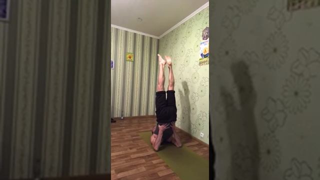 Поза ПЛУГА - халасана. Поза БЕРЁЗКИ - сарвангасана смотреть онлайн