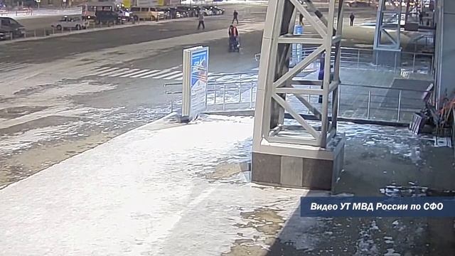 Кража чемодана в "Толмачёво" смотреть онлайн
