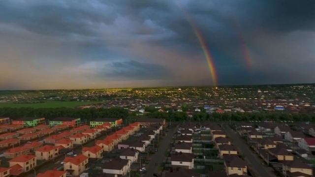 Радуга с высоты птичьего полёта. Ставропольский край, г. Михайловск, ЖР "Гармония". смотреть онлайн