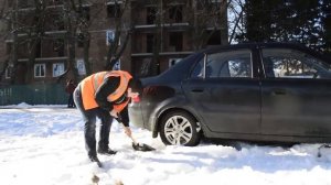 Застрял в снегу? Как выехать из снега? Что делать если машина застряла в снегу? Блогер лайфхак