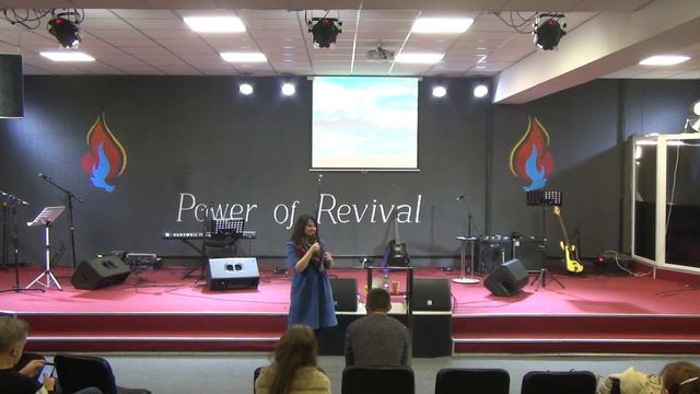 16.11.2019 - "Кто для меня Бог" - пастор Юлия Лапенюк смотреть онлайн