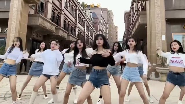 P.I.M REMIX смотреть онлайн