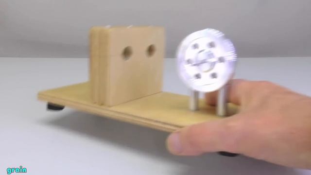 Two-syringe Stirling engine смотреть онлайн