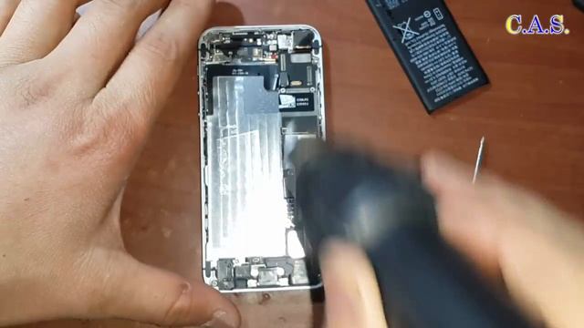 Iphone 5s - восстанавливаем, сушим после воды