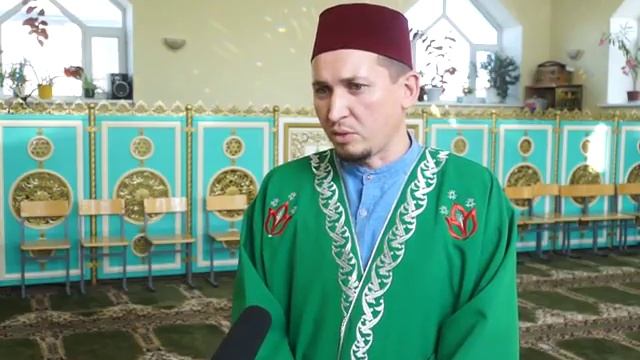 Историей праздника Курбан-Байрам делится имам Серовской мечети Ильнур Мансуров смотреть онлайн