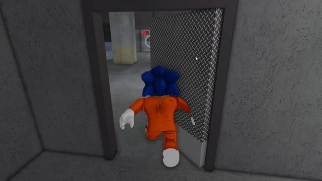 SONIC VS SIREN COP ! (Roblox) смотреть онлайн