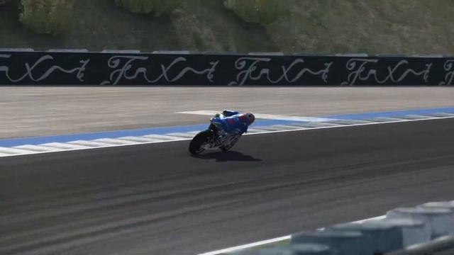 Valentino rossi the game real challenge physics MOD BETA 3 0 SUZUKI смотреть онлайн