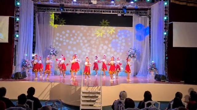 Д"Ц МЕТЕОР ТАНЕЦ БАРЫНЯ ВЫСТУПЛЕНИЕ КАНАТАЕВОЙ КСЮШИ!!! смотреть онлайн