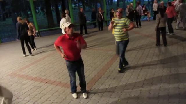 Дискотека для пенсионеров смотреть онлайн