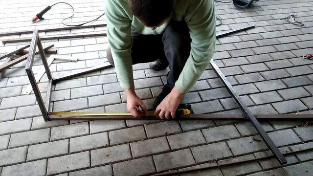 Подставка для цветов (Flowers stand) смотреть онлайн