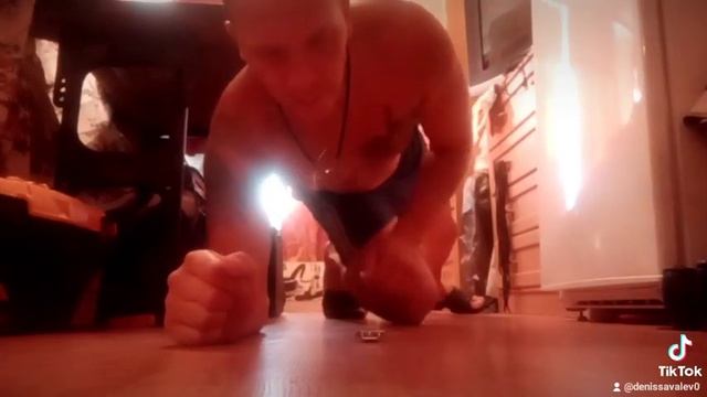 Боковая правая планка на локте смотреть онлайн