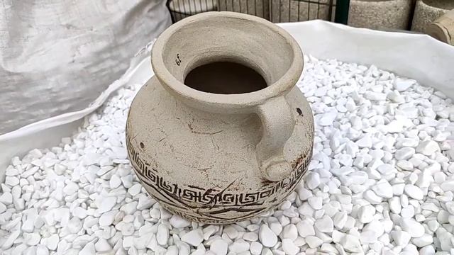 Горшок наклонный, глина шамотная. смотреть онлайн