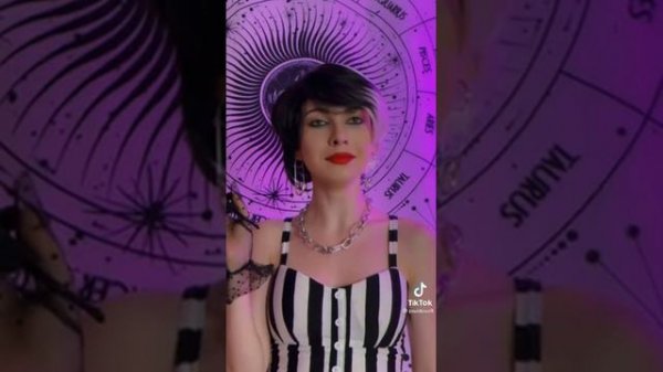 круэлла узнала фамилию джаспера...