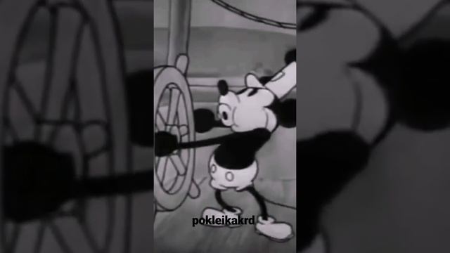 Обои Миласса. Поклеены золотыми руками. Очень сложные но всё решаемо. смотреть онлайн