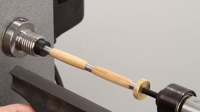 Turning a Pen on a Lathe (Pen Making How-to) смотреть онлайн