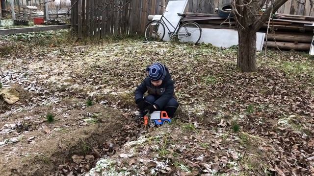 Игры На Улице. Снежок.Зима. Стихи. Прогулка.Перевозка грузов. смотреть онлайн