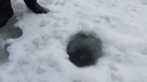 Зимняя рыбалка. Видео отчет про озеро Большое Щучье