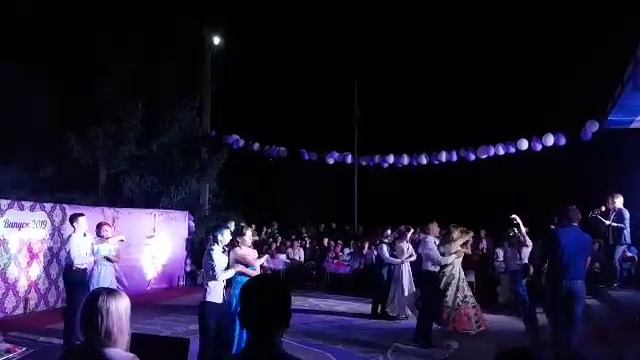 Выпускной вальс смотреть онлайн