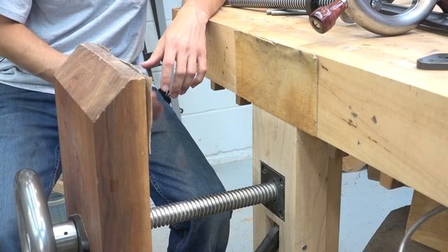Benchcrafted Glide Leg Vise and Tail Vise смотреть онлайн