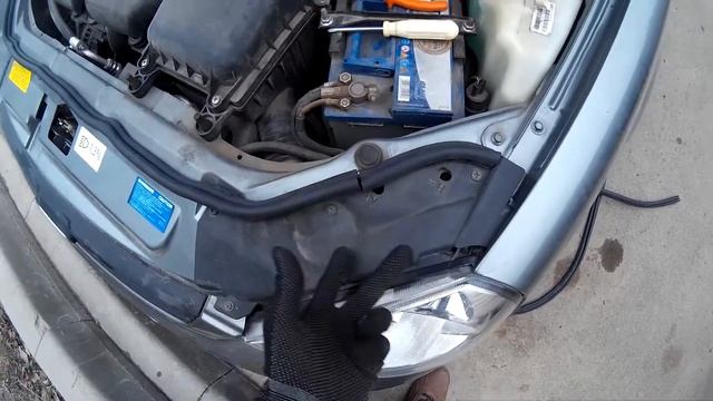 Установка уплотнителя капота на Приору 2172