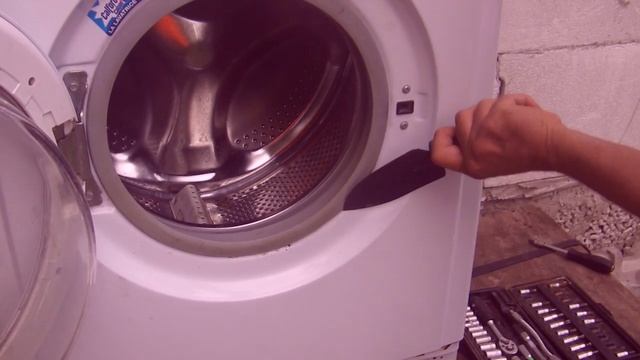 Extreme Service: Замена манжеты люка своими руками. смотреть онлайн