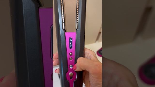 Не производит сброс. Почему? Ч1 Dyson Corrale HS03 смотреть онлайн