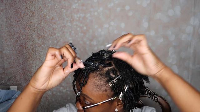 FINGER COILS TUTORIAL ON NATURAL HAIR | SHOULD I PERMANENTLY LOC MY TYPE 4 HAIR?! 🤔🤔🤔 смотреть онлайн