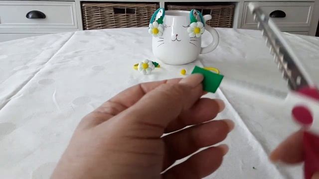 ?☘️Милые ЦВЕТЫ из фоамирана на резинке для волос / Hair bands Flowers Tamarana смотреть онлайн