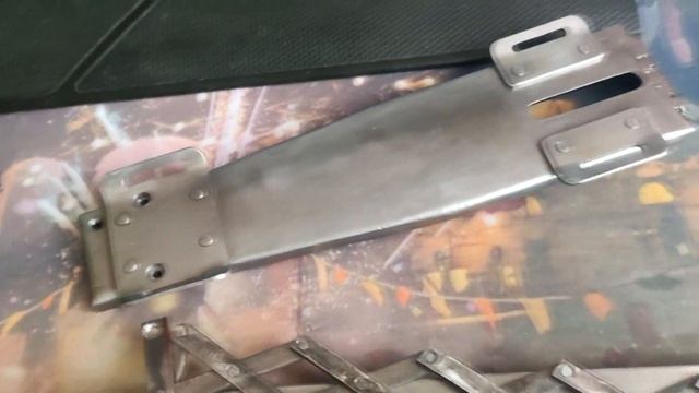 Все модификации механического клинка ассасина (односекционный). смотреть онлайн