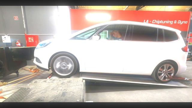 ? Opel Zafira 1.4T 140Hp@171Hp? LA-Chiptuning & Dyno смотреть онлайн