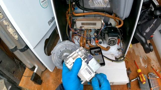 Vaillant EcoTec Pro | How To Change The Gas Valve (F26 / F28 / F29 / F61 / F62 / F54)