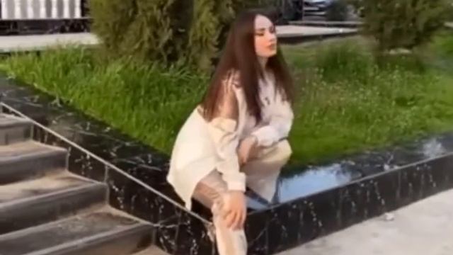 Духтари точик песня Она моя мадонна Парсаева смотреть онлайн