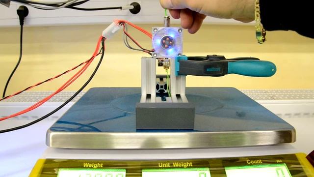 Test Extrusion #16 : E3D 0.4mm shortened @195°C смотреть онлайн
