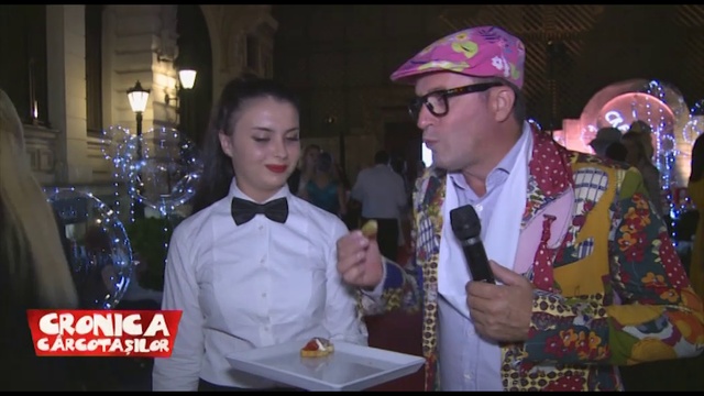 dezbracatu смотреть онлайн