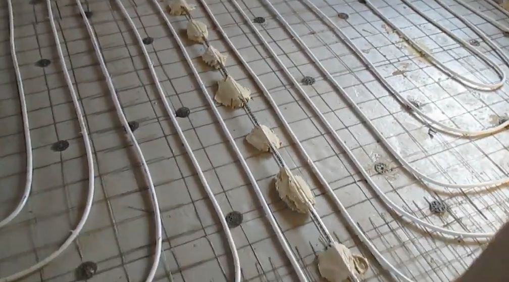 Заливка стяжки по маякам и монтаж теплого водяного пола смотреть онлайн