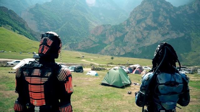 Хищники приземлились в горах (Кабардино-Балкария) смотреть онлайн