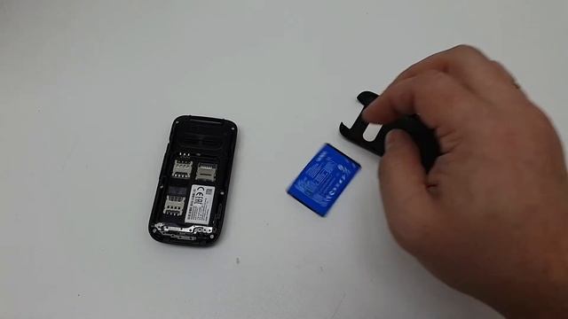 ALCATEL 2053D swollen battery / вздутый аккумулятор смотреть онлайн