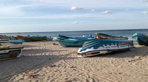 Шри-Ланка,Тринкомали. Пляжи Нилавели,Уппувели и рыбацкая деревня.Trinkomalee,neighborhood beaches.