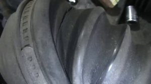 ЗАЗ-СЕНС (Замена опорных подшипников, пыльников амортизатора, тормозных дисков)